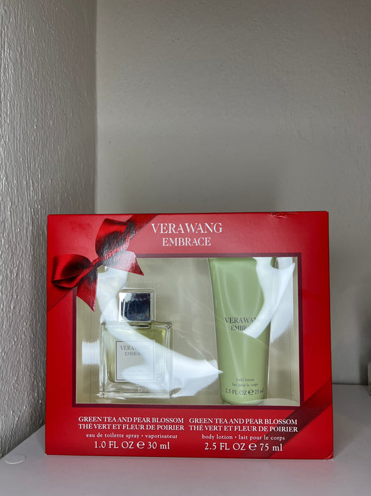 VERA WANG Embrace Green Tea & Pear Blossom set